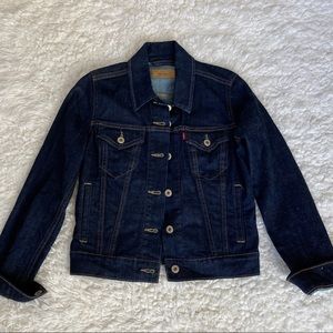 SOLD! Levi’s dark denim jacket